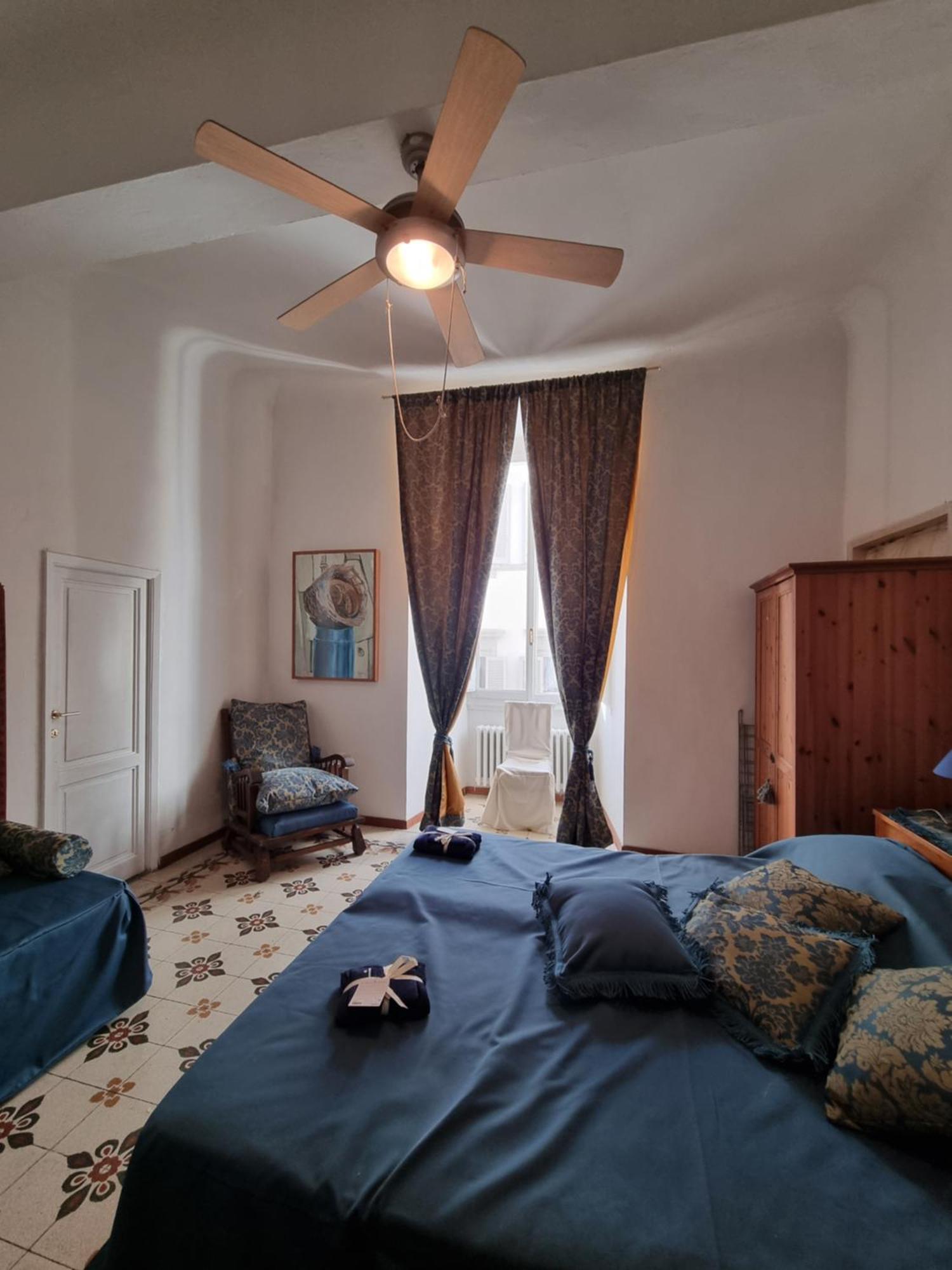 La Sede Dell'Arte Monolocale Studio E Camere In Torre Medievale Vicino A Duomo E Piazza Signoria Firenze Bagian luar foto